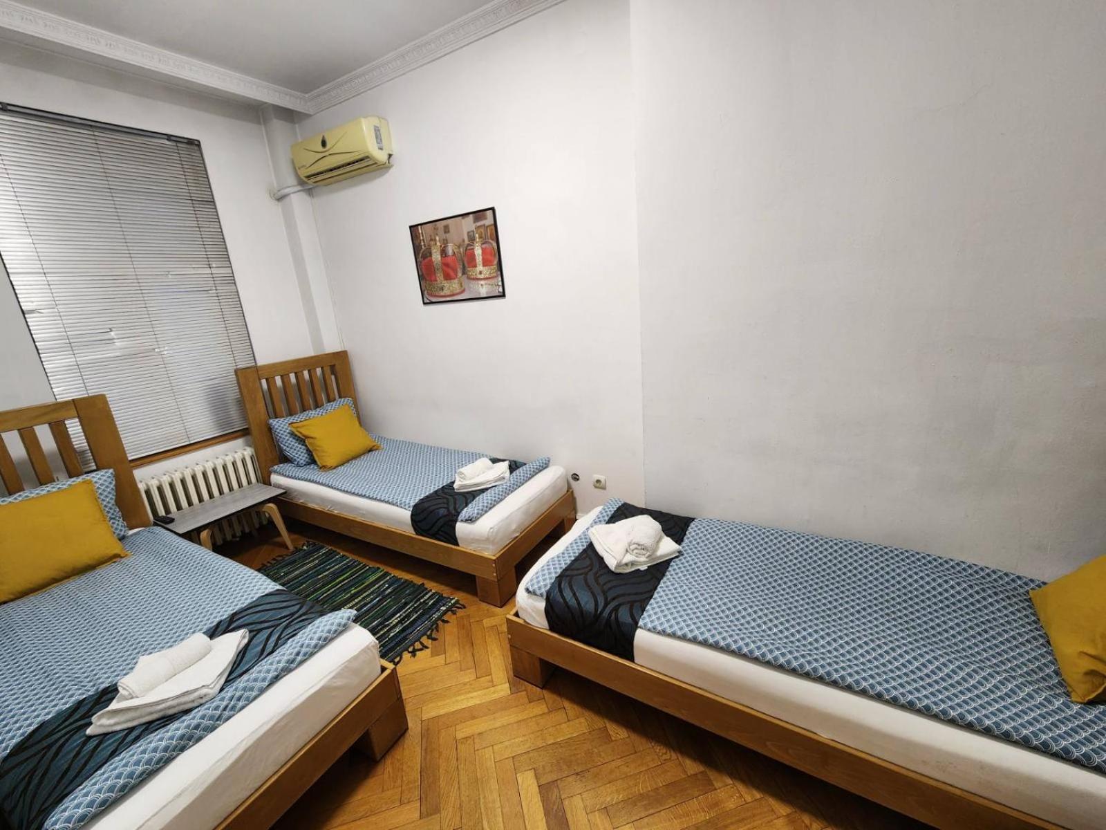 Authentic Belgrade Centre Apartments For Large Groups, Republic Square - Up To 47 People In 5 Apartments Zimmer foto