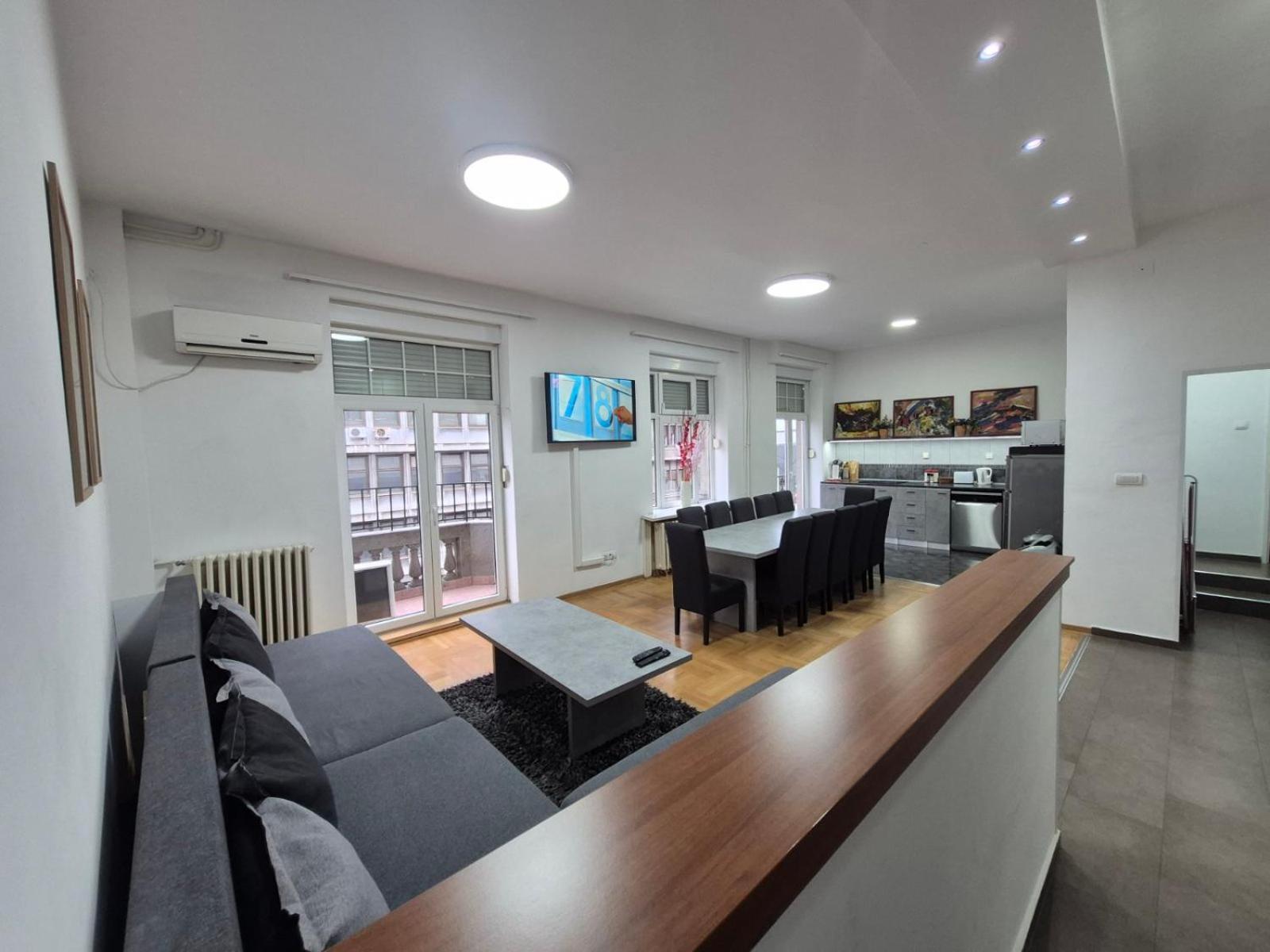 Authentic Belgrade Centre Apartments For Large Groups, Republic Square - Up To 47 People In 5 Apartments Zimmer foto