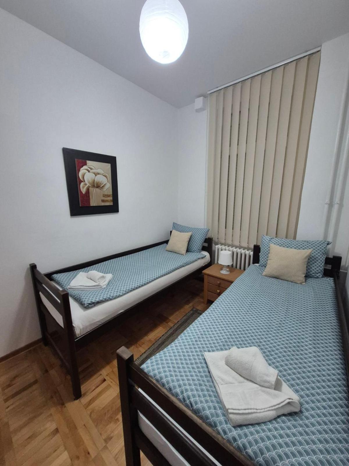 Authentic Belgrade Centre Apartments For Large Groups, Republic Square - Up To 47 People In 5 Apartments Zimmer foto