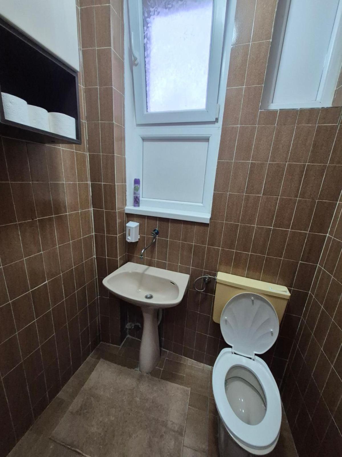 Authentic Belgrade Centre Apartments For Large Groups, Republic Square - Up To 47 People In 5 Apartments Zimmer foto